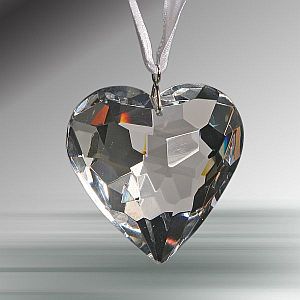 247-feng-shui-hanging-crystal-heart.jpg
